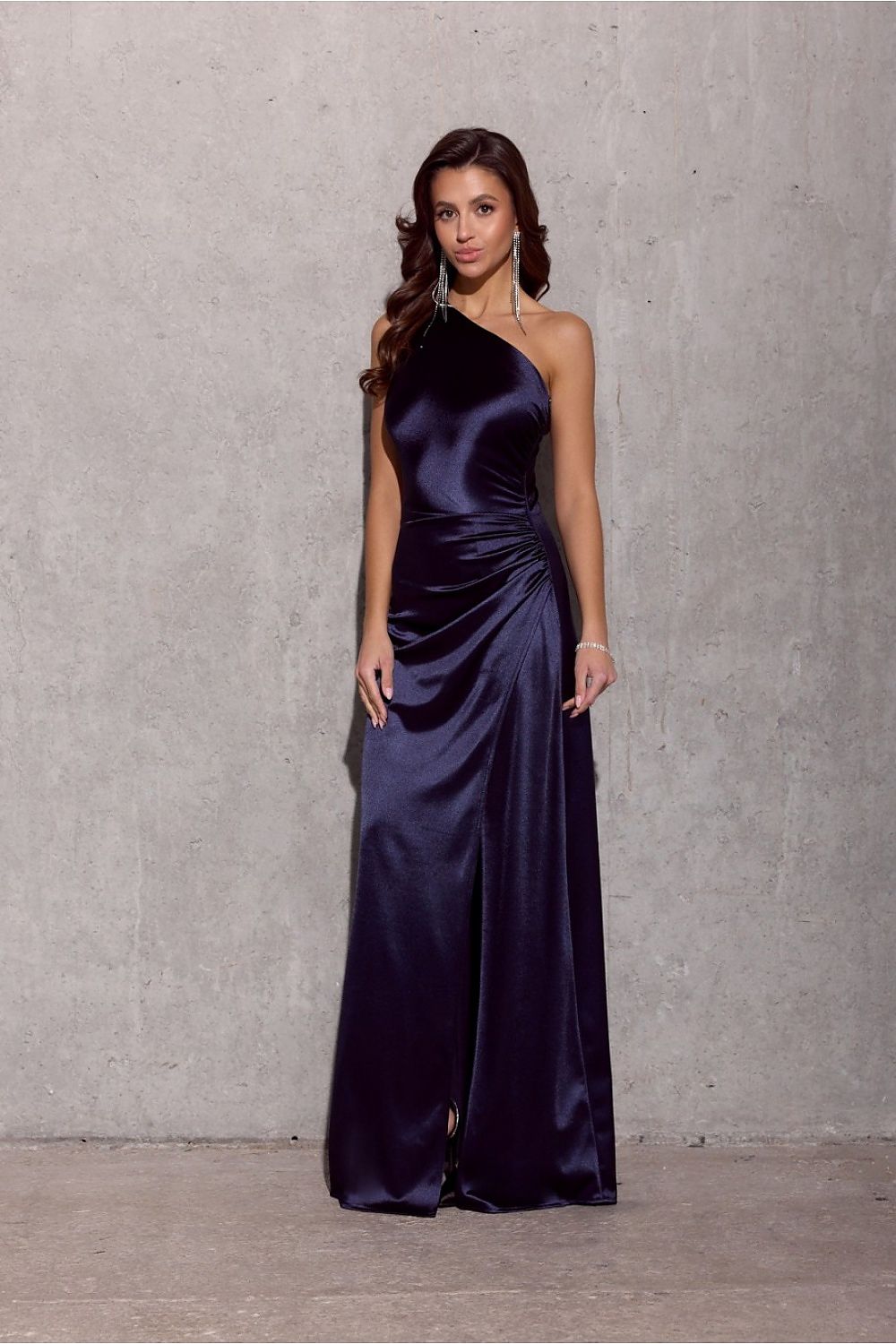 Robe longue satinée Inezava bleu marine | Zachoo
