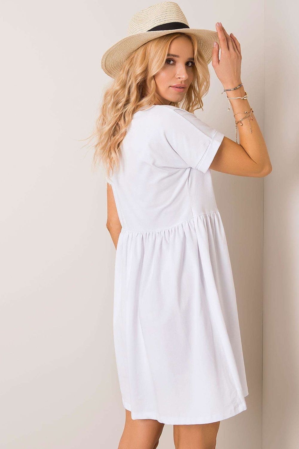 Robe Lioraya | Zachoo
