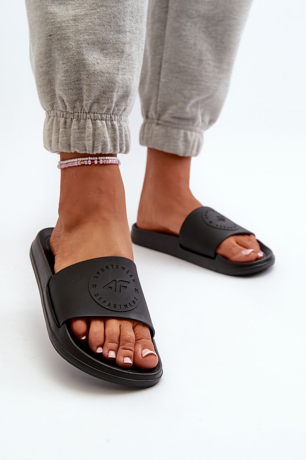 Claquettes confortables avec semelle ergonomique