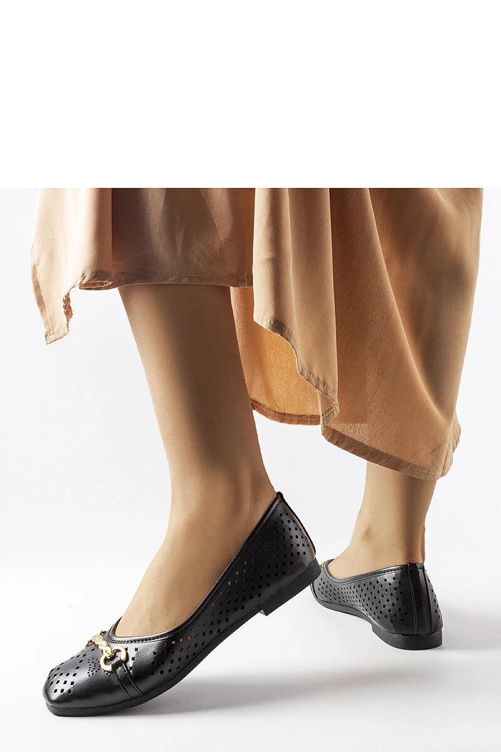 Ballerine ajourée élégante et confortable, idéale pour l’été
