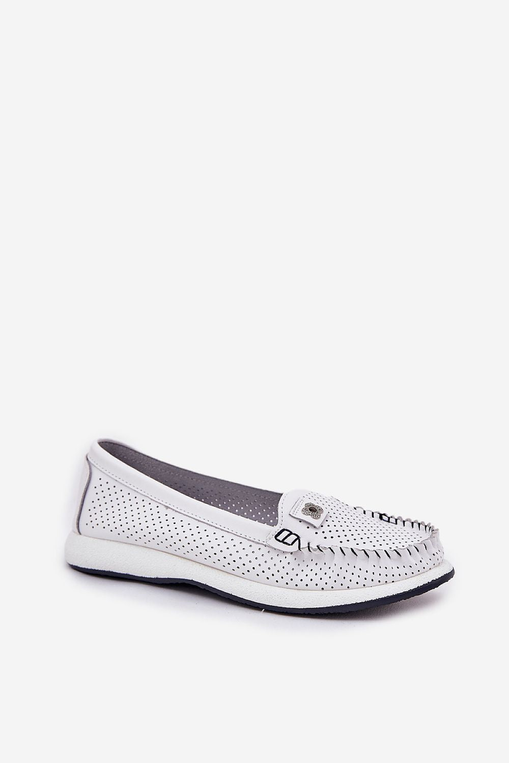 Mocassins StepEase Comfort pour femmes offrant élégance et confort avec une semelle intérieure respirante et un design polyvalent.