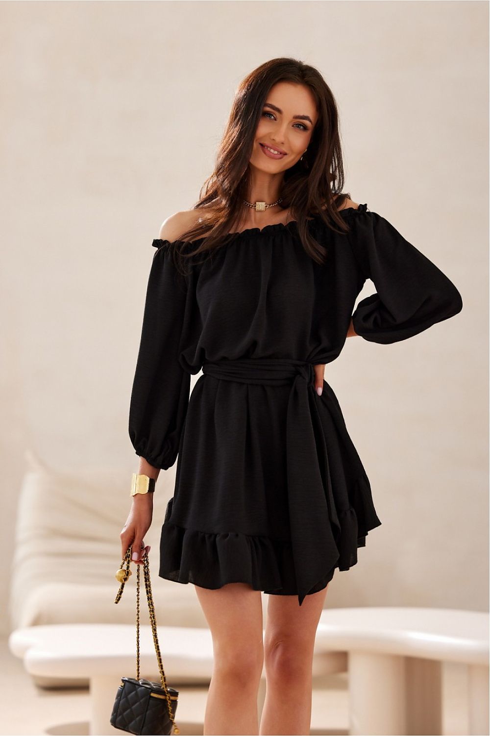 Robe courte à col bardot Delmira noir | Zachoo