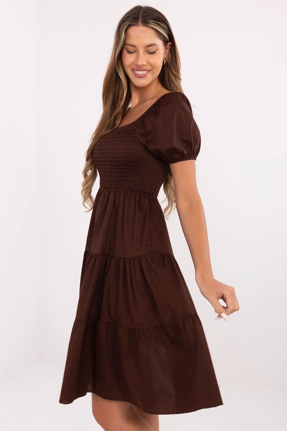 Robe Valloria | Zachoo