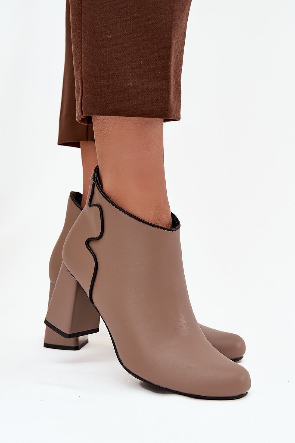 Bottines femme en cuir naturel – Jezellia | Zachoo