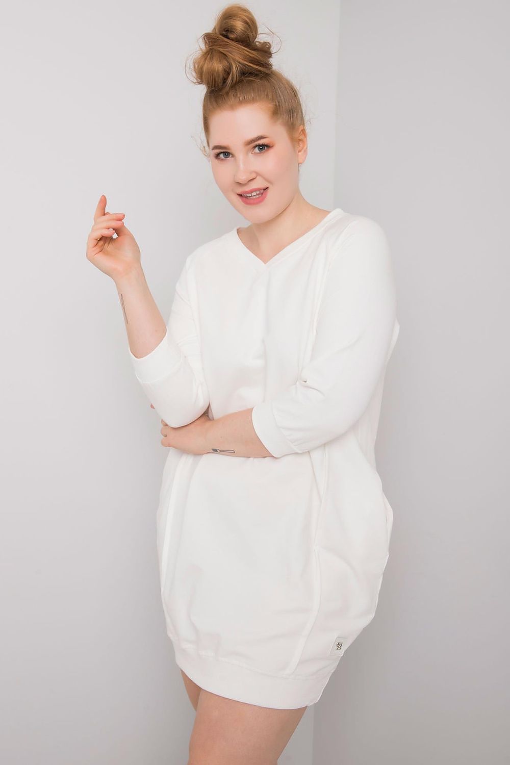 Robe Ezmora beige universelle | Zachoo
