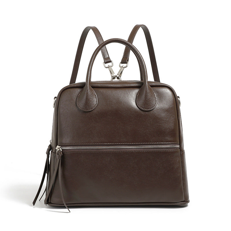 Sac à dos en cuir spacieux et élégant pour femmes.