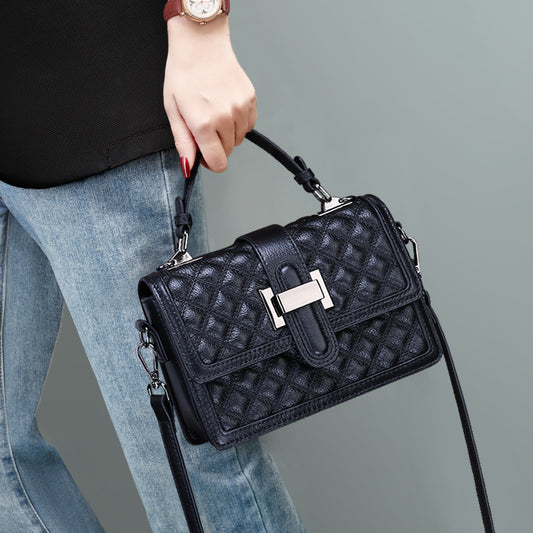 Sac à main polyvalent et chic pour femmes modernes.