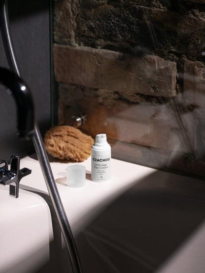 Crème Anti‑Âge de Jour – Rides, Fermeté & Éclat – 100 % Naturelle – Actif Marin & Acide Hyaluronique – 15 ml | Zachoo