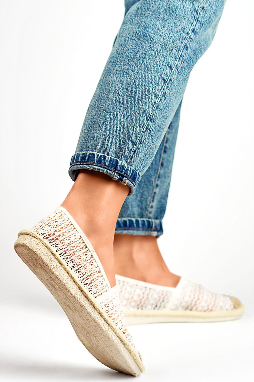 Espadrille légère et confortable en tissu pour femmes.
