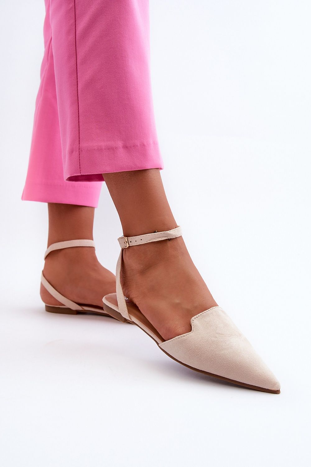 Ballerines élégantes en éco-suède avec bout pointu pour un look raffiné