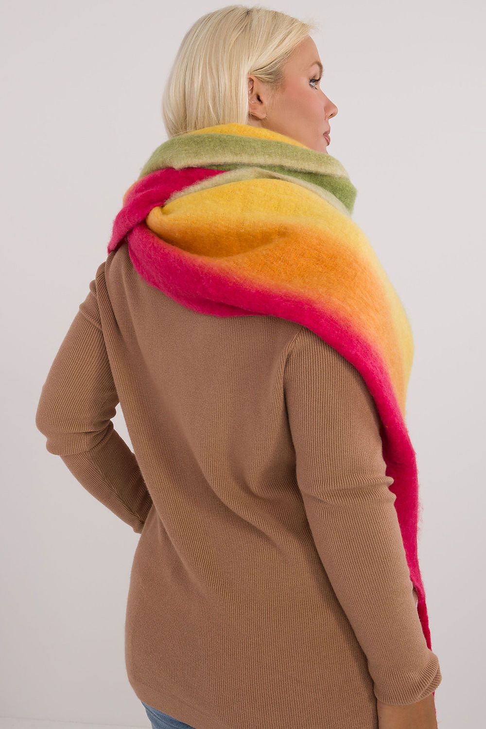 Écharpe femme en polyester avec pompons – Liora | Zachoo