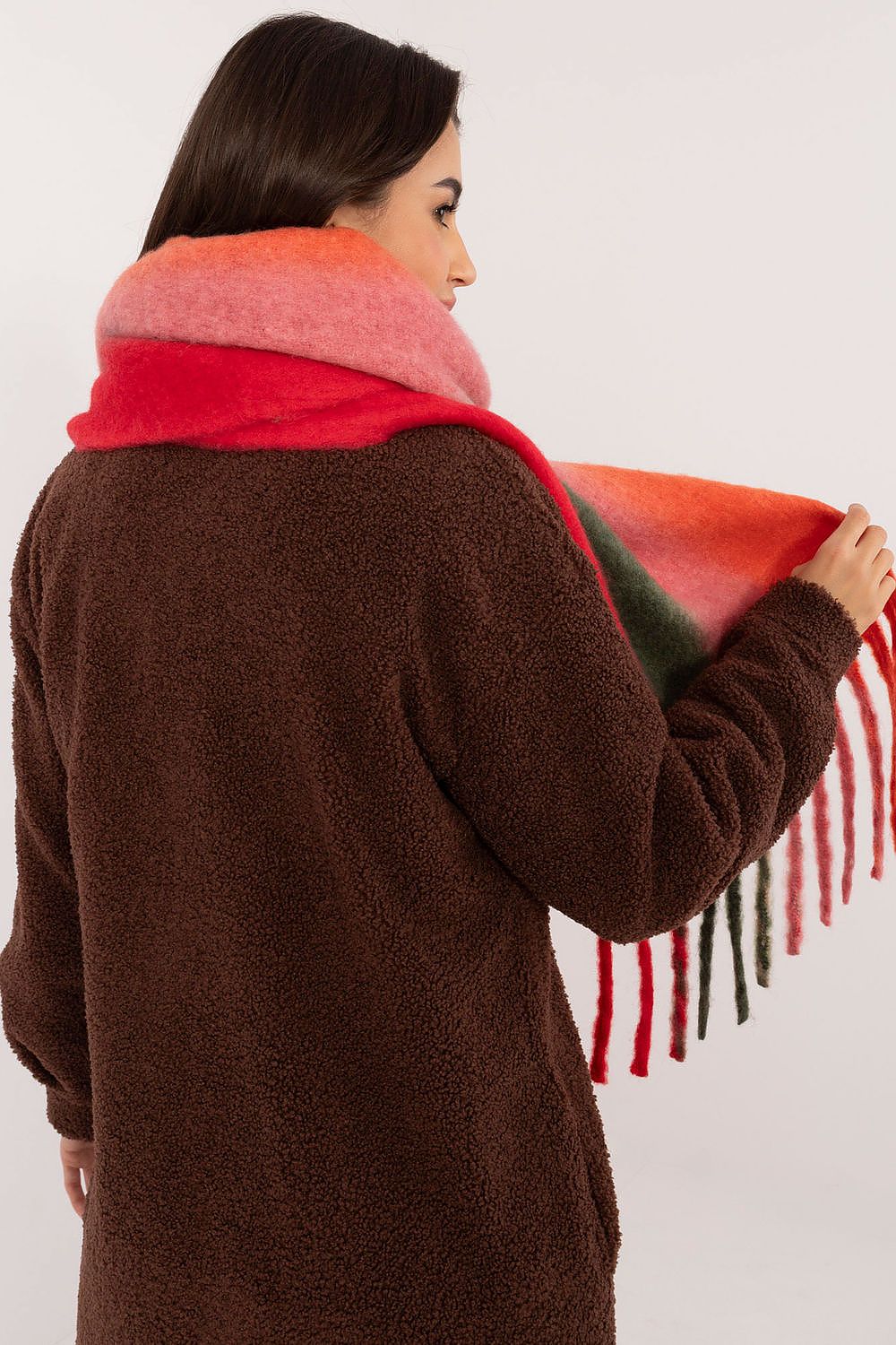 Écharpe femme en polyester avec pompons – Liora | Zachoo