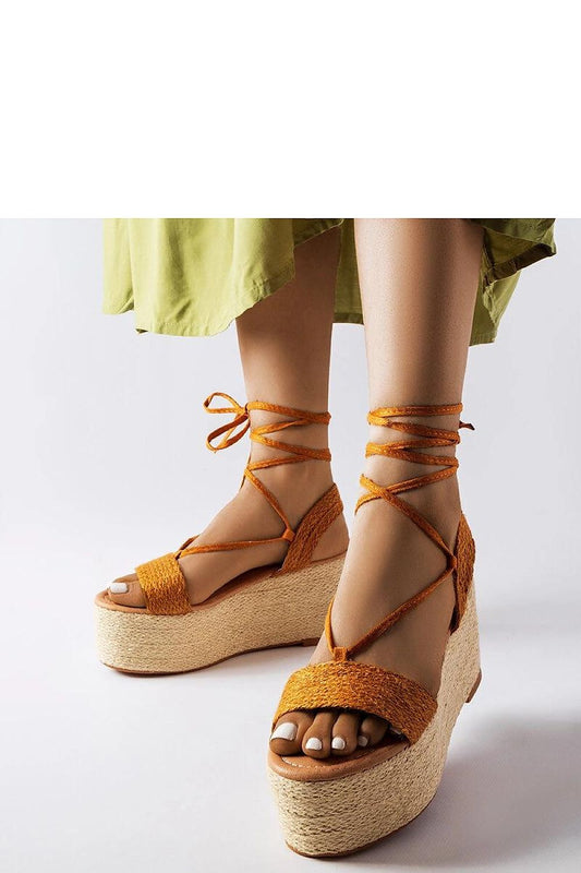 Espadrilles à plateforme élégantes pour l’été