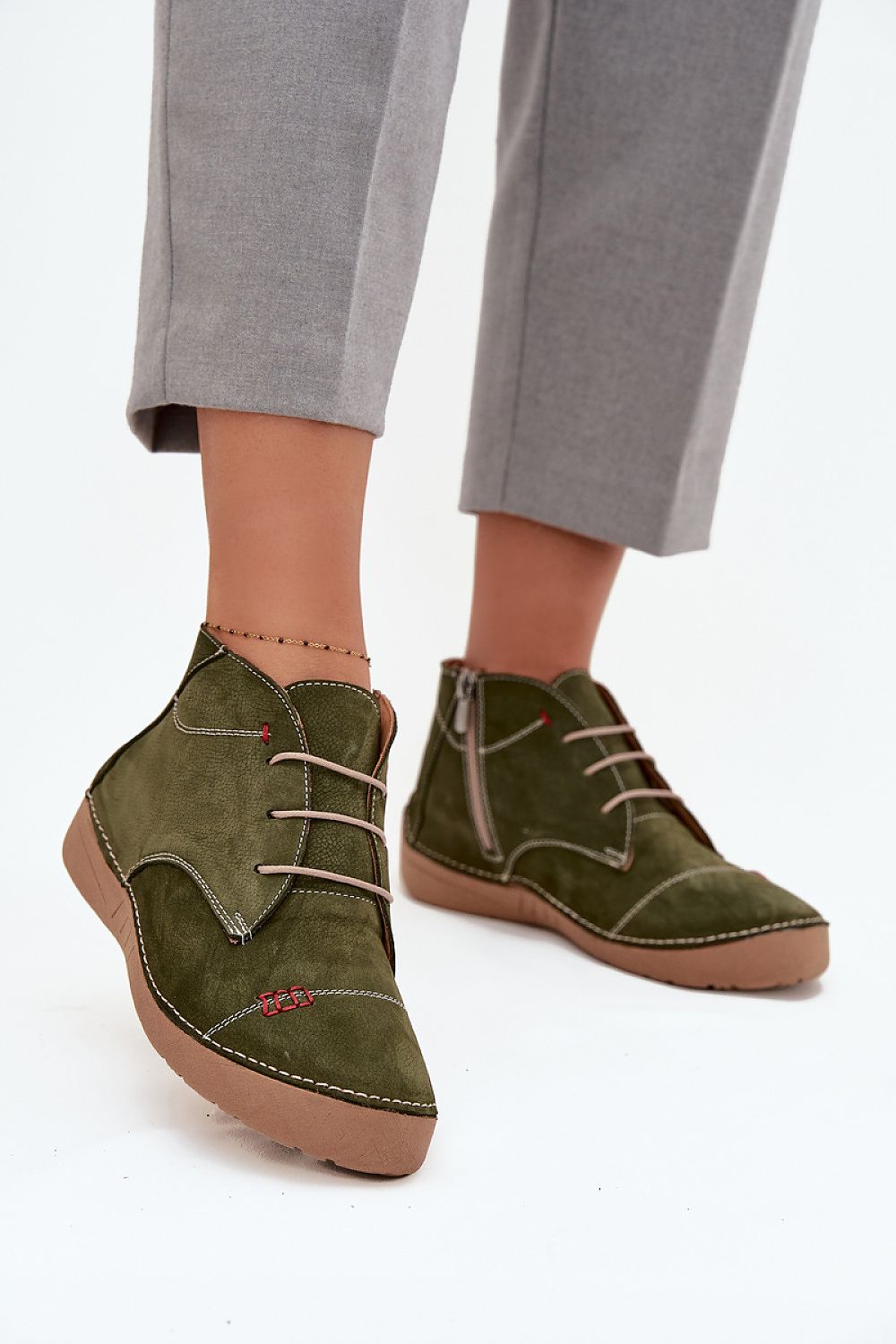 Chaussures basses femme en cuir naturel – Arteliana vert | Zachoo