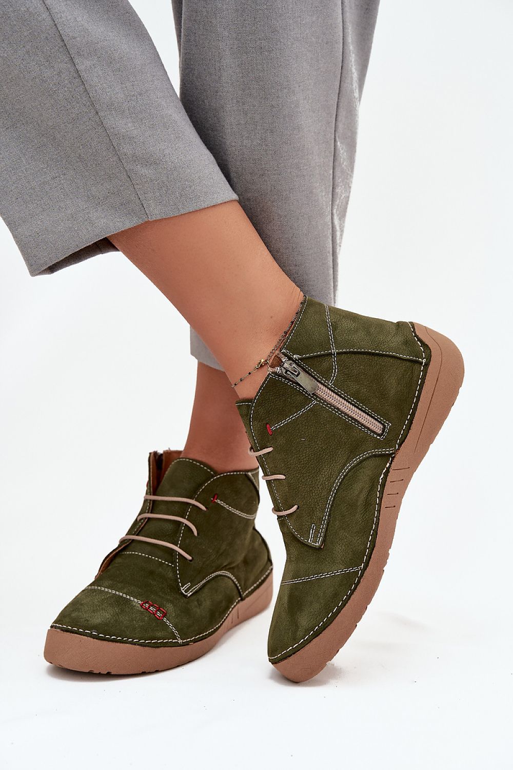 Chaussures basses femme en cuir naturel – Arteliana | Zachoo