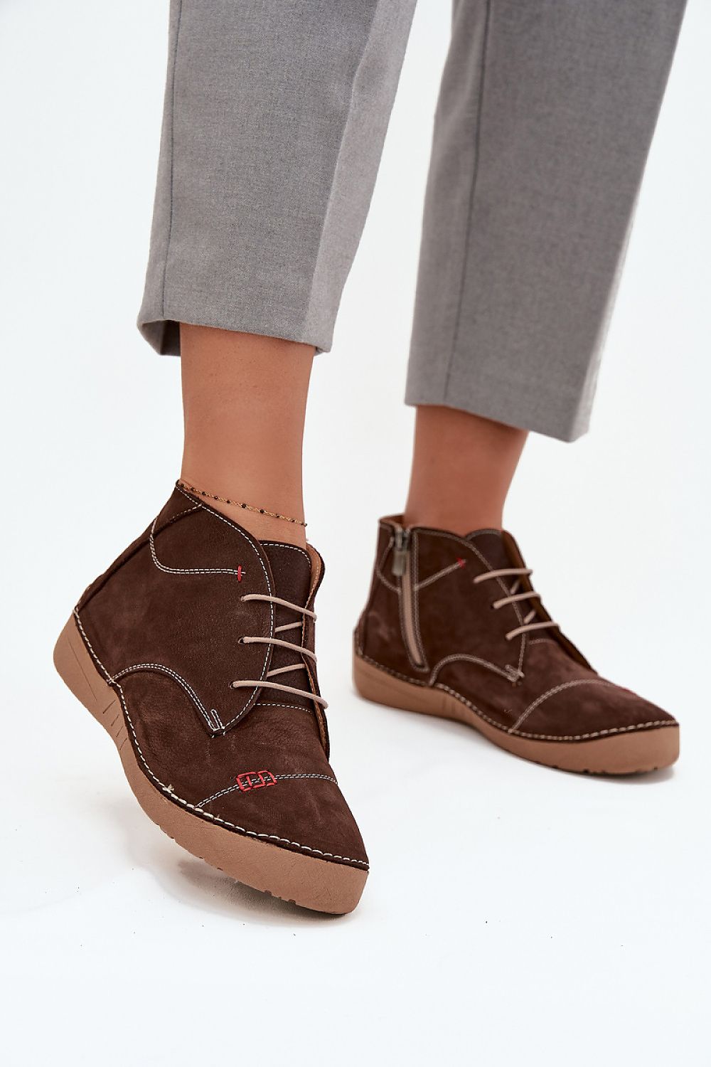 Chaussures basses femme en cuir naturel – Arteliana brun | Zachoo