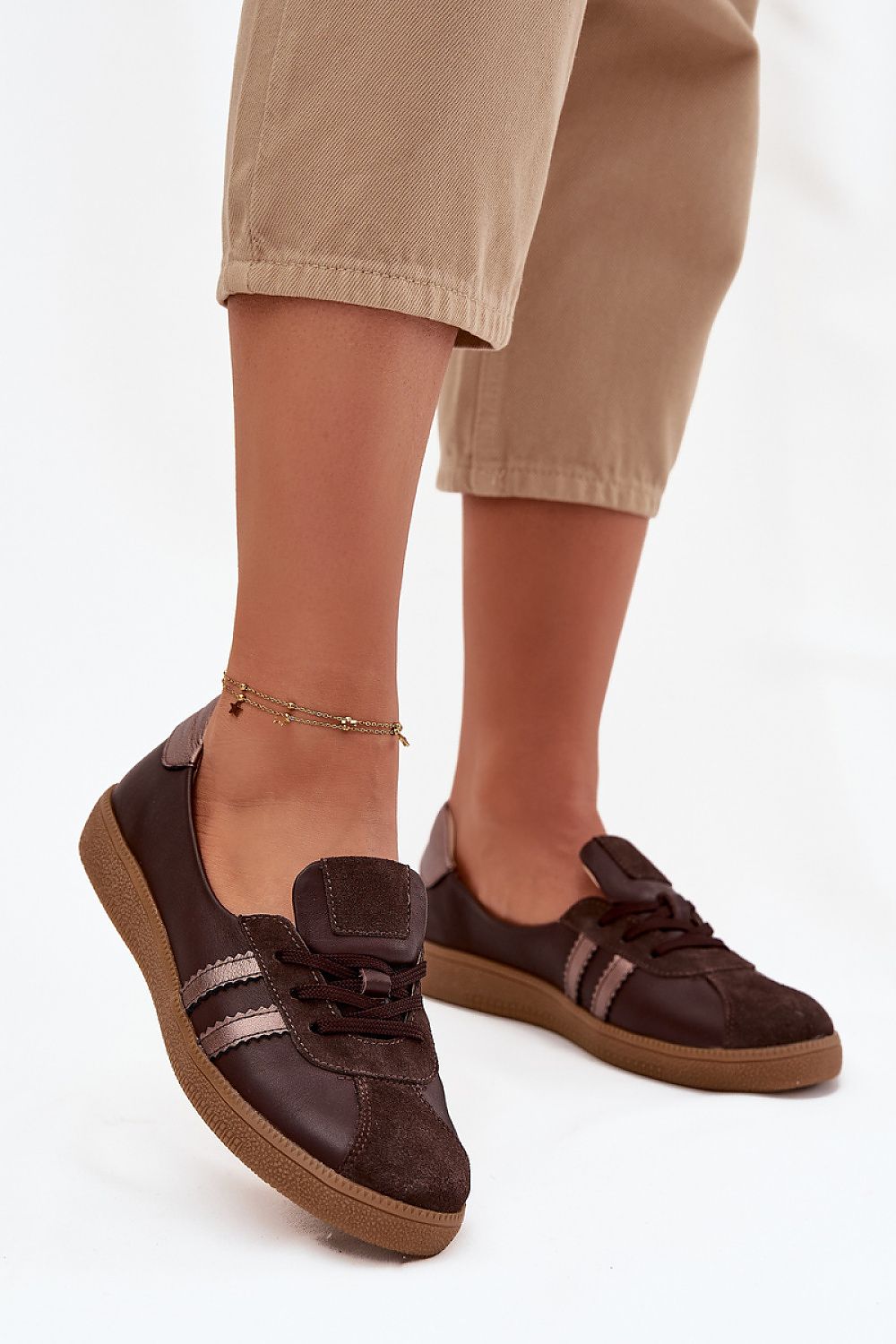 Chaussures de sport femme en cuir naturel – Bareflua brun | Zachoo