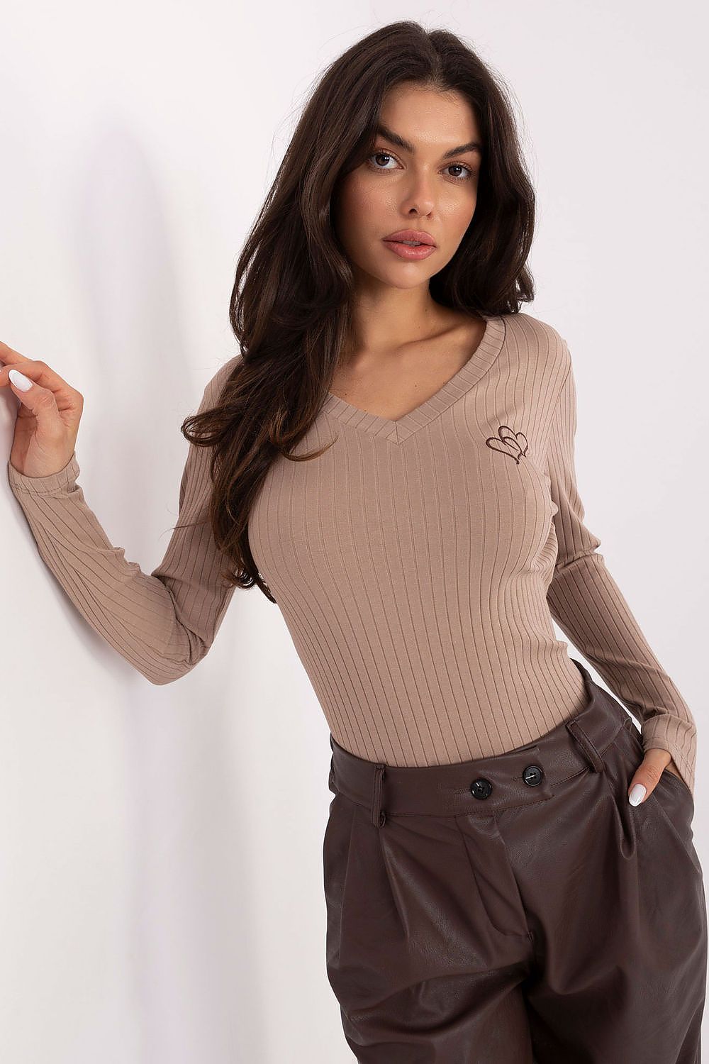 Chemisier femme en coton côtelé cœur – Elyna beige 2 | Zachoo