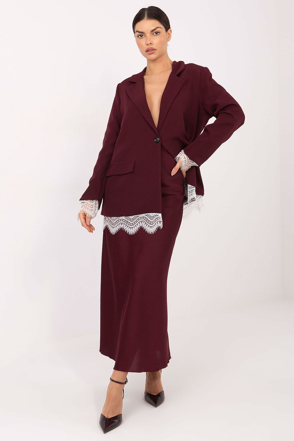 Veste femme de costume avec dentelle – Aurelia rouge universelle | Zachoo