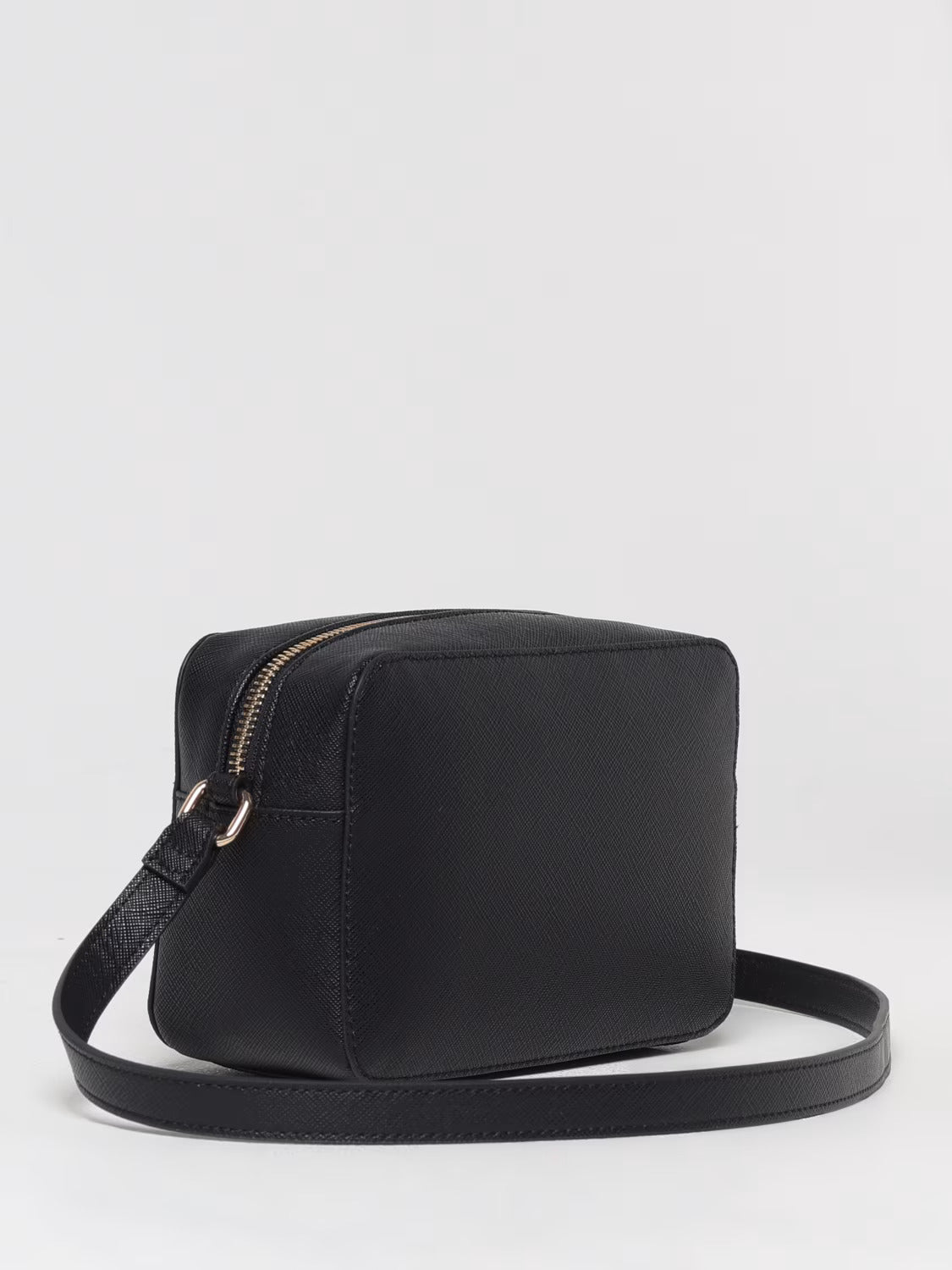 Sac pour femme élégant et fonctionnel, dimensions pratiques, fermeture éclair sécurisée.