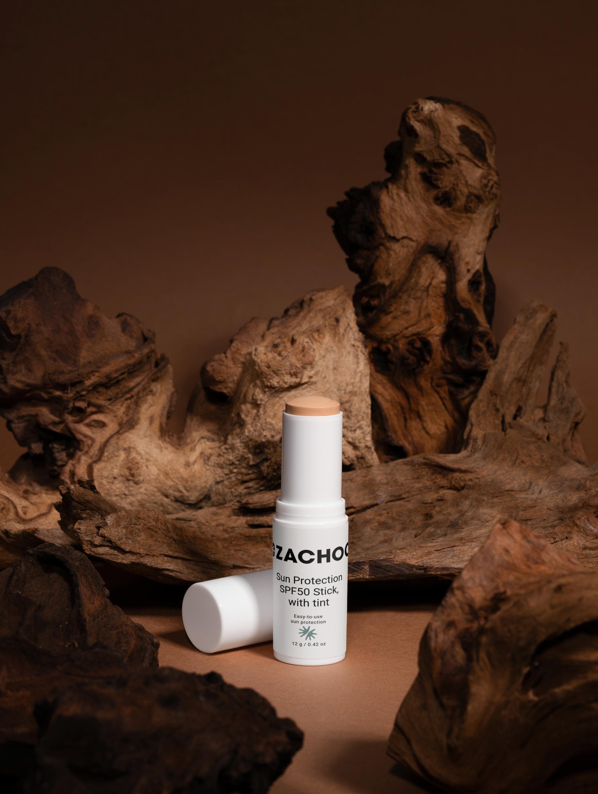 Stick de Protection Solaire SPF50 Teinté – Haute Protection & Teint Uniforme – Certifié ECOCERT – 12 gr | Zachoo