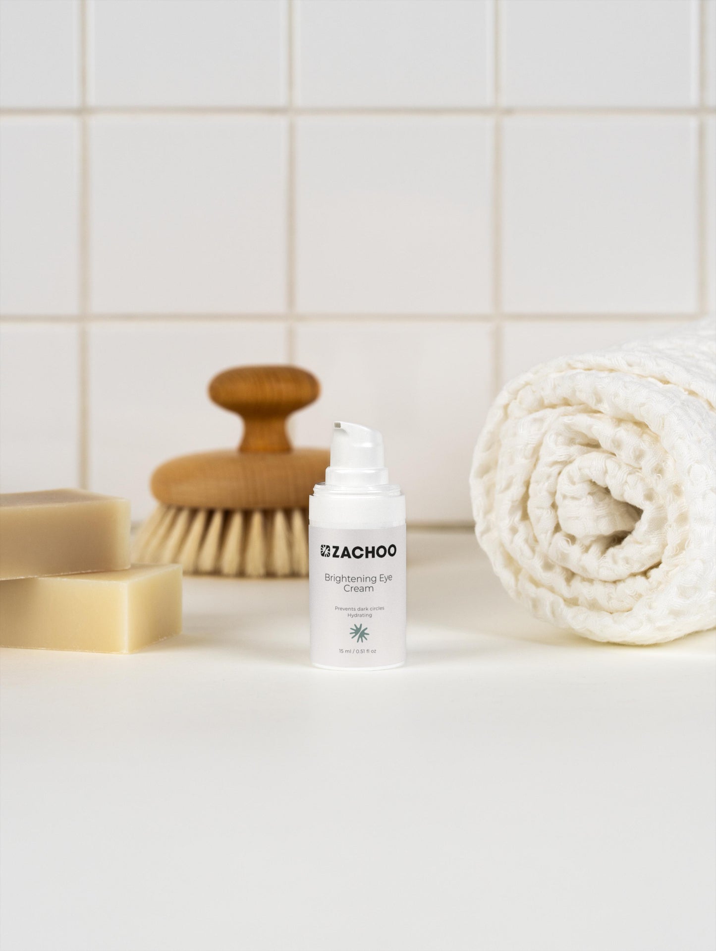 Contour des Yeux Éclat & Anti-Fatigue - Cernes & Poches - Acide Hyaluronique & Vigne Rouge - 100% Naturel - 15ml | Zachoo